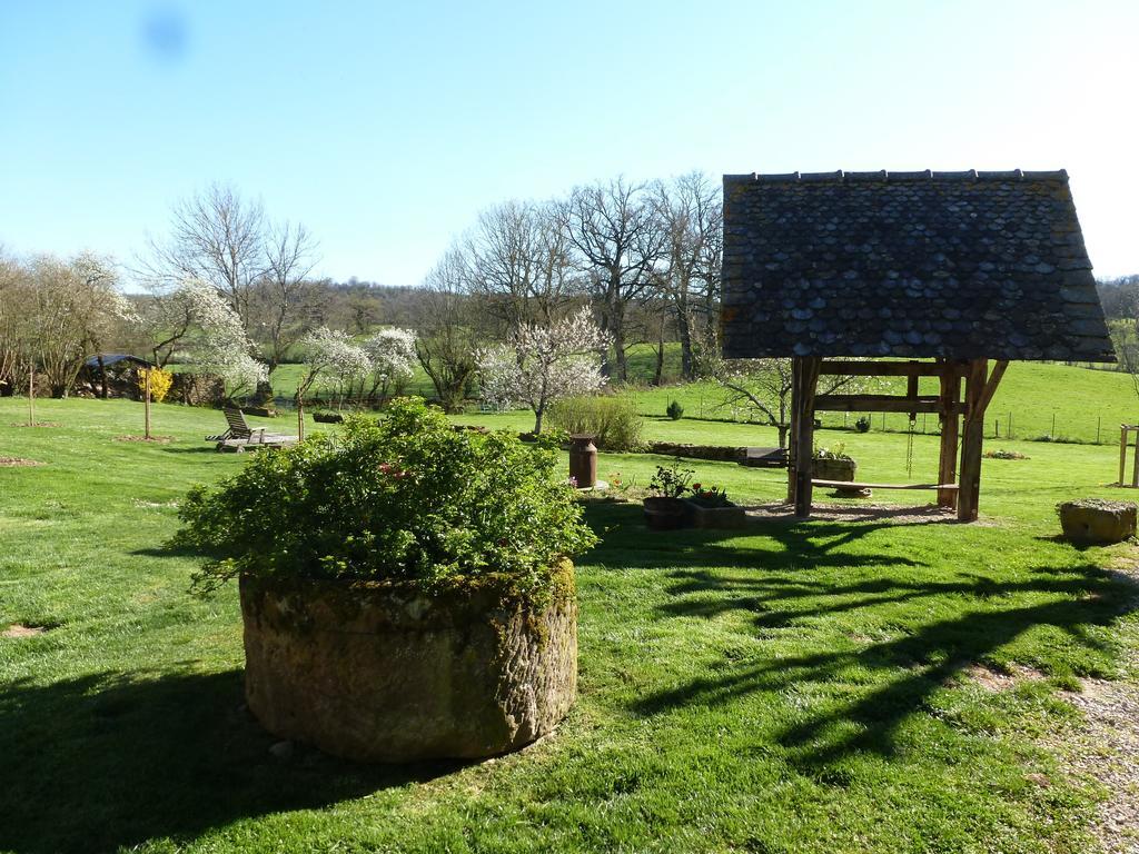 Chambres D'Hotes Du Hameau Les Brunes Bozouls Buitenkant foto